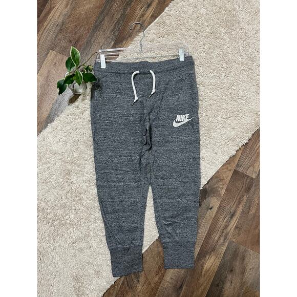 Nike Size Small Dark Gray Heather Cropped Pull On Jogger Sweatpants - Picture 1 of 5